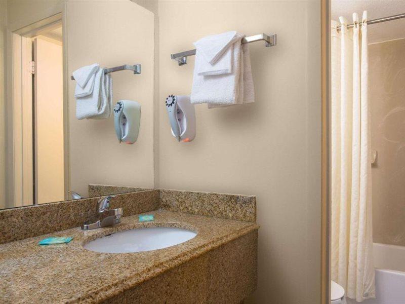 Knights Inn Orlando Oak Ridge Екстериор снимка
