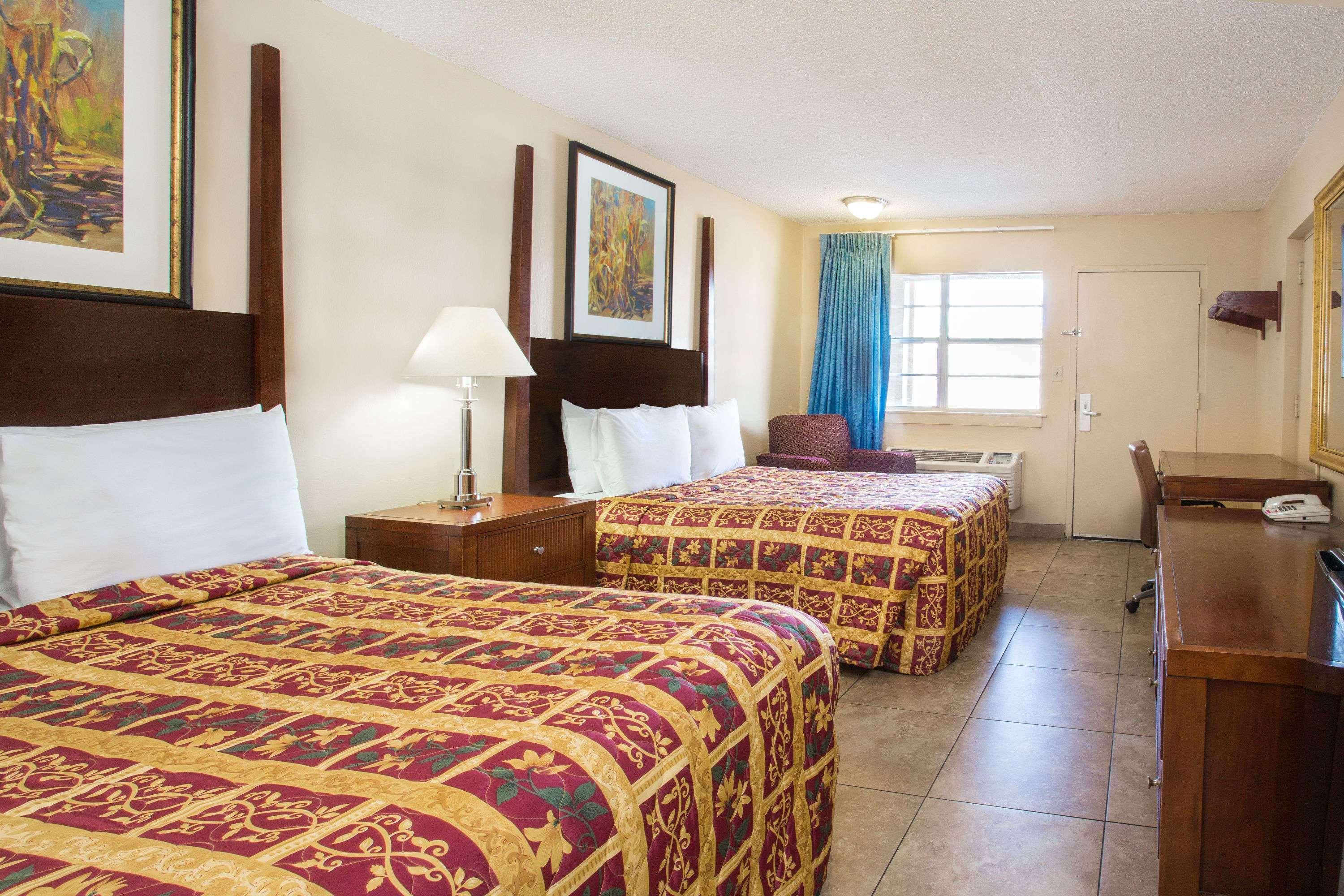 Knights Inn Orlando Oak Ridge Екстериор снимка