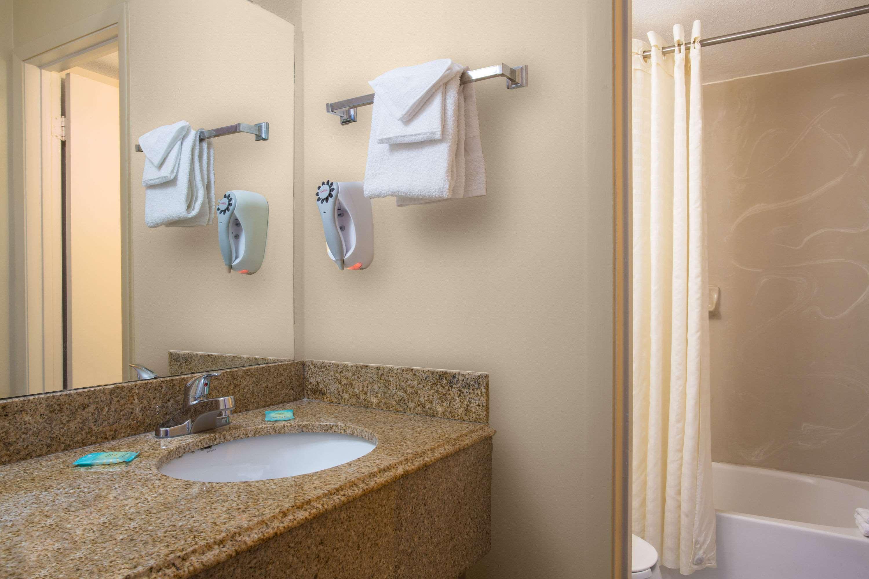 Knights Inn Orlando Oak Ridge Екстериор снимка