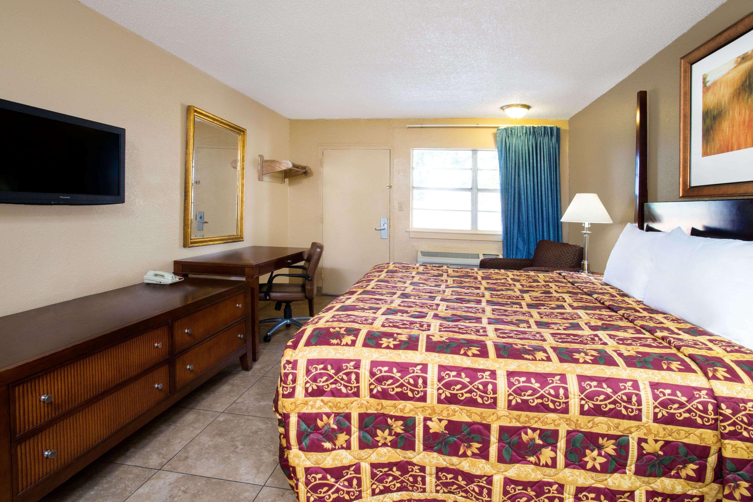 Knights Inn Orlando Oak Ridge Екстериор снимка